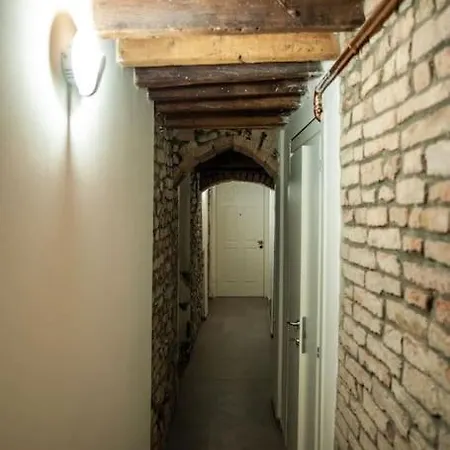 La Finestra Sul Piazzale Apartment *